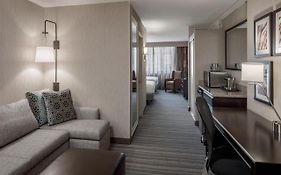 Doubletree Suites By Hilton Minneapolis Downtown