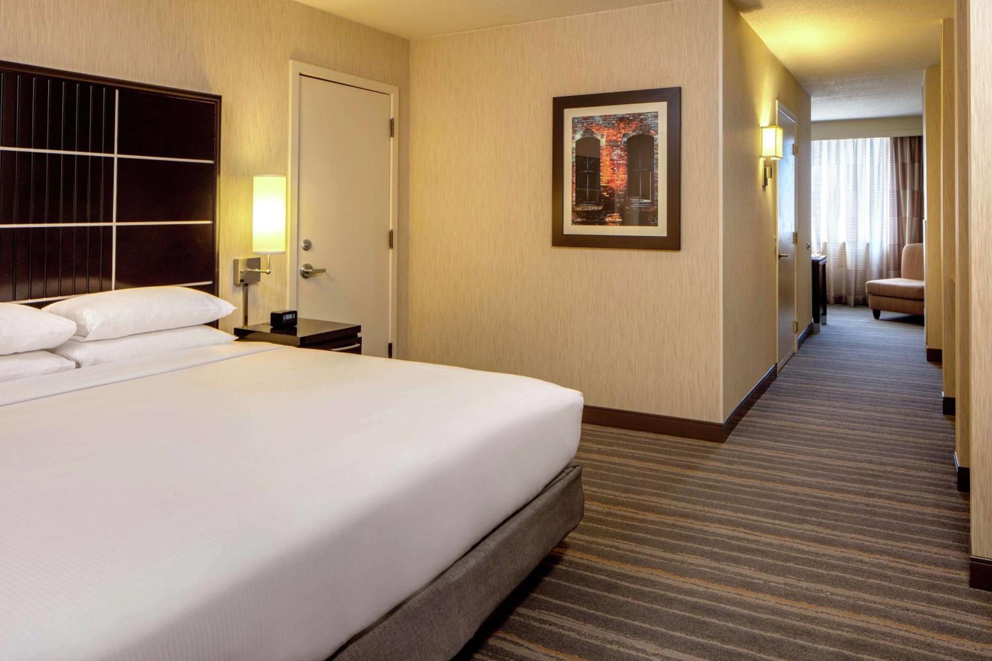 ОТЕЛЬ DOUBLETREE SUITES BY HILTON MINNEAPOLIS DOWNTOWN МИННЕАПОЛИС, MN 4*  (США) - от 8444 RUB | NOCHI